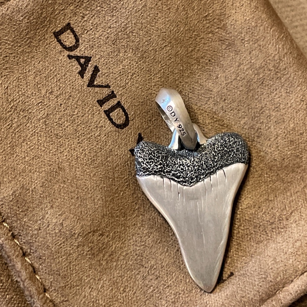 David Yurman NEW Diamond Pendant Shark's Tooth Amulet - Picture 4 of 11